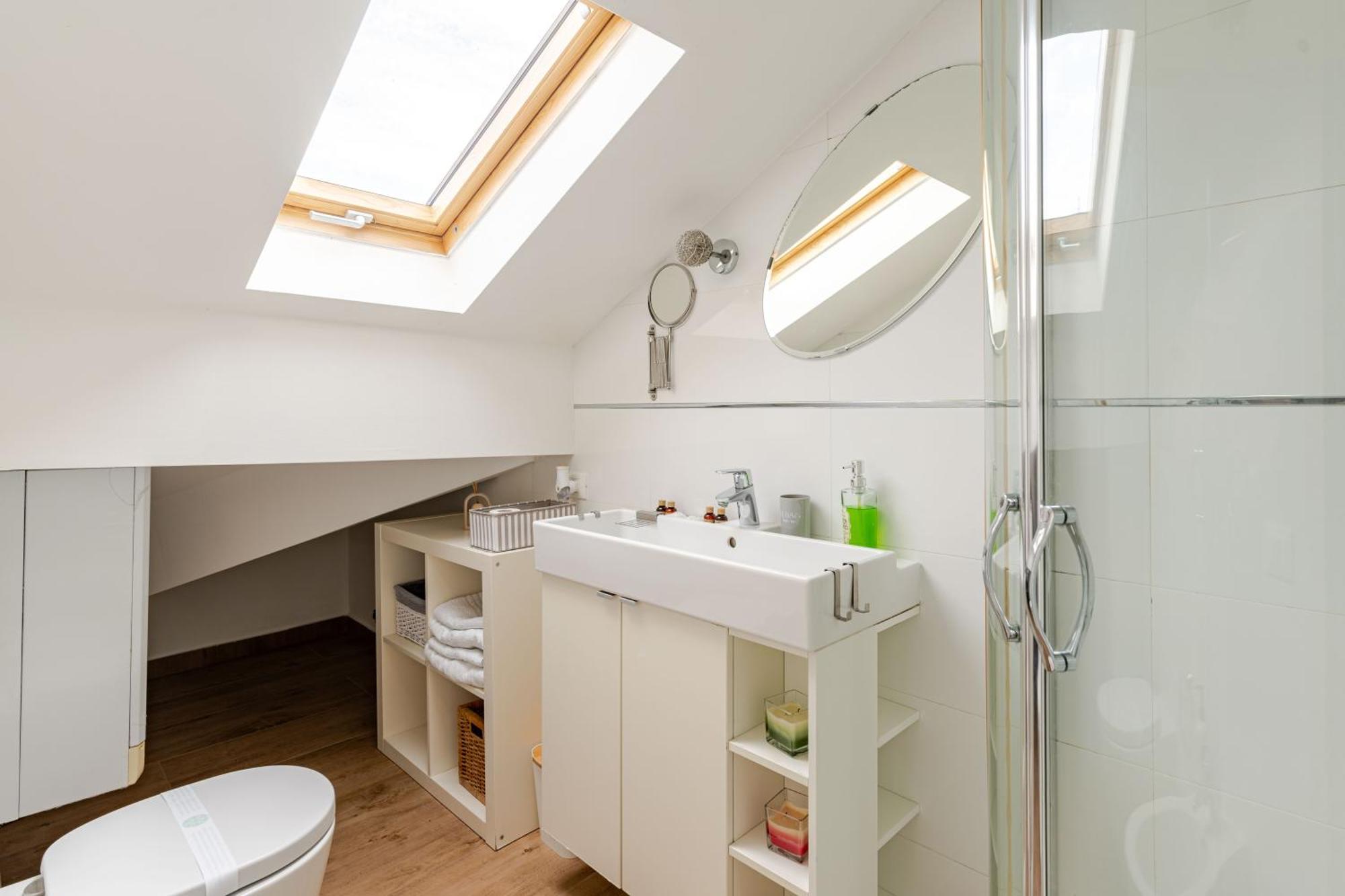 The White Attic Apartment